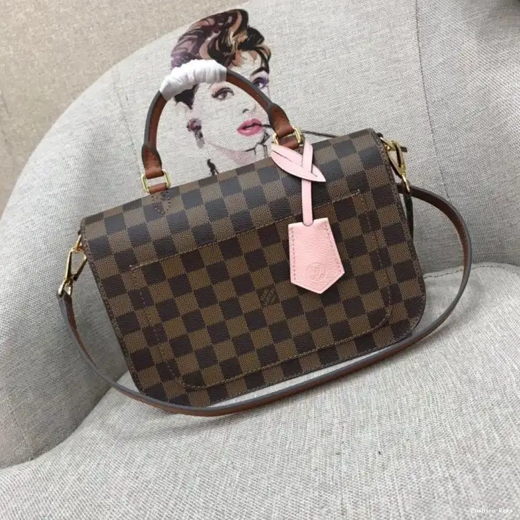 Fashion Reps 19B570288 LV Bags 0517
